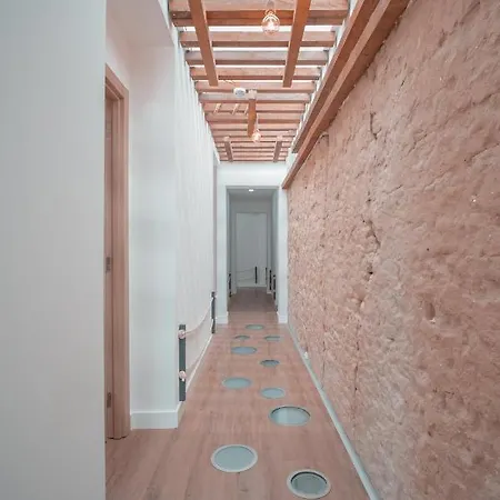 Harbour49 - Flats & 4*