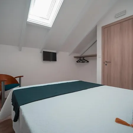 Harbour49 - Flats & 4* Aveiro