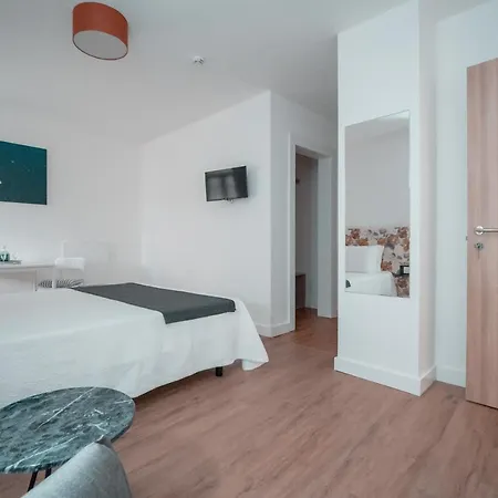 Harbour49 - Flats & 4* Aveiro