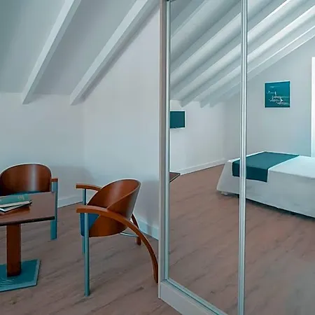 Harbour49 - Flats & Apartment *